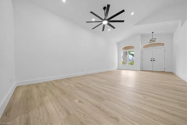 13609 Admiral Ct, Fort Myers, Florida 33912
