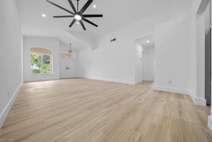 13609 Admiral Ct, Fort Myers, Florida 33912