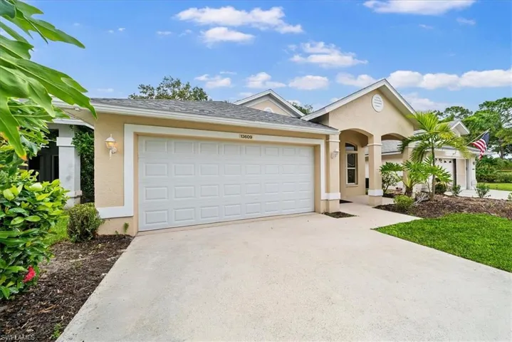 13609 Admiral Ct, Fort Myers, Florida 33912