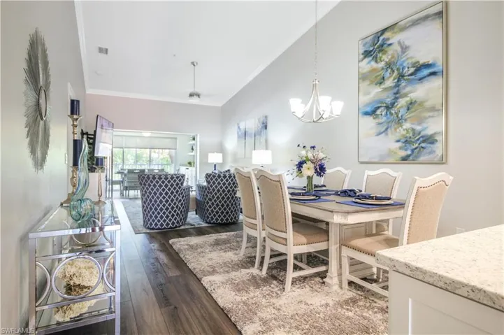 6770  Beach Resort  DR, Naples, FL 34114