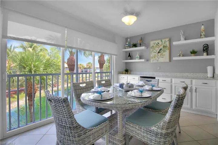 6770  Beach Resort  DR, Naples, FL 34114
