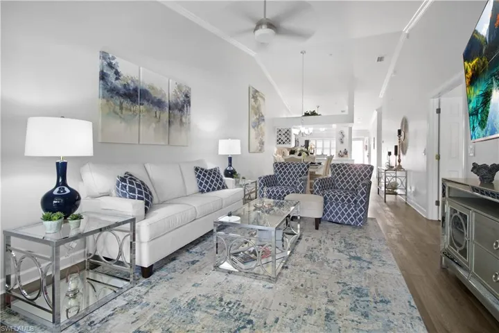 6770  Beach Resort  DR, Naples, FL 34114