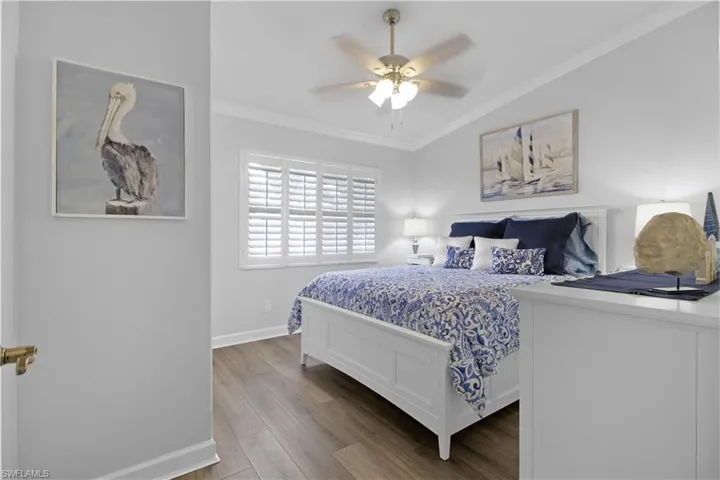 6770  Beach Resort  DR, Naples, FL 34114