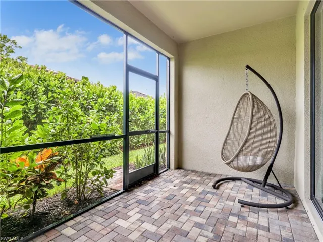 9157 Glenforest Dr, Naples, Florida 34120
