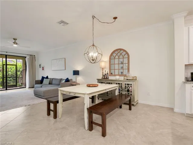9157 Glenforest Dr, Naples, Florida 34120