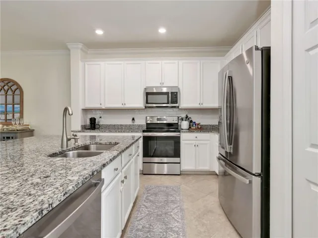 9157 Glenforest Dr, Naples, Florida 34120