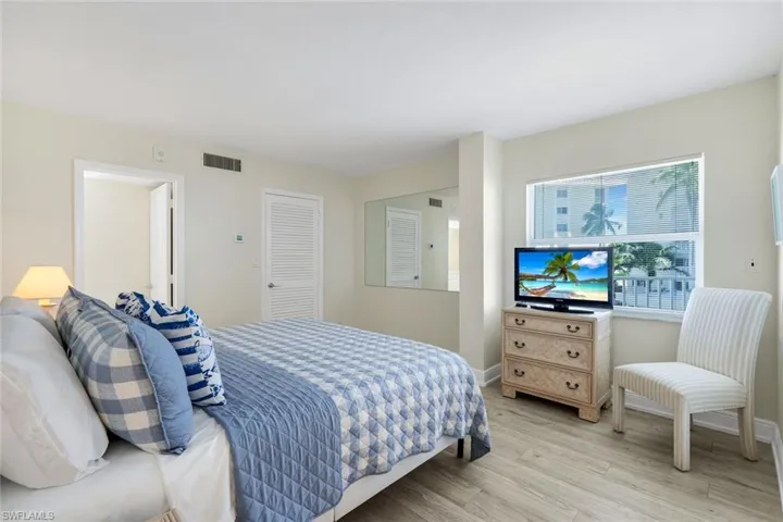 3443 Gulf Shore N Blvd N 313, Naples, Florida 34103
