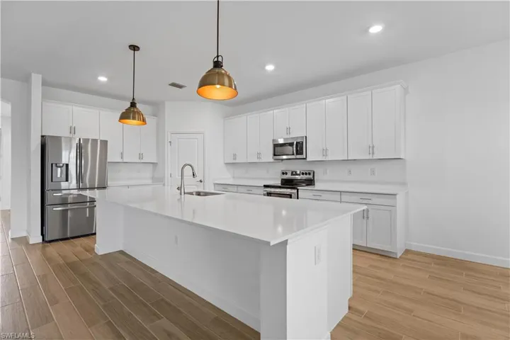 1779 Hagen Ct, Naples, Florida 34120