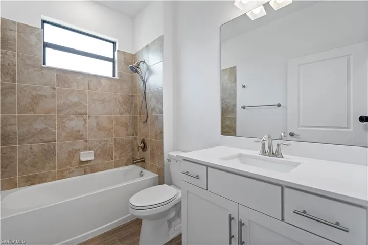 1779 Hagen Ct, Naples, Florida 34120