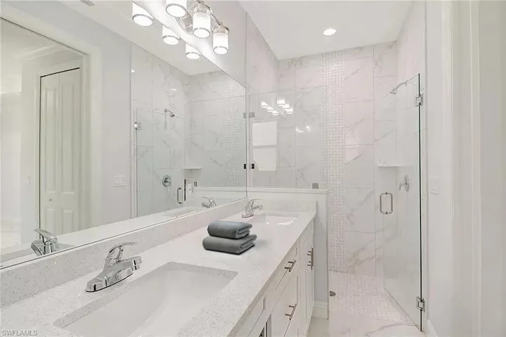 2565  60th NE AVE, Naples, FL 34120