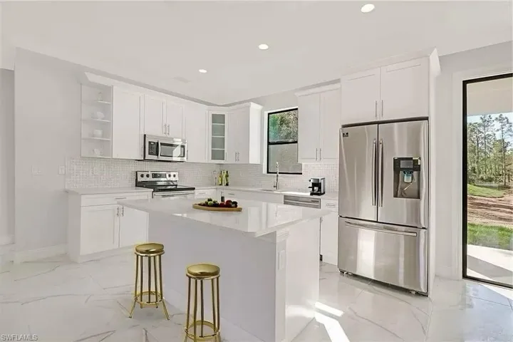 2565  60th NE AVE, Naples, FL 34120