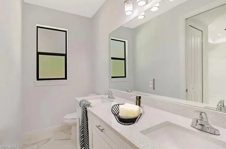 2565  60th NE AVE, Naples, FL 34120