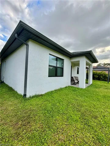2565  60th NE AVE, Naples, FL 34120