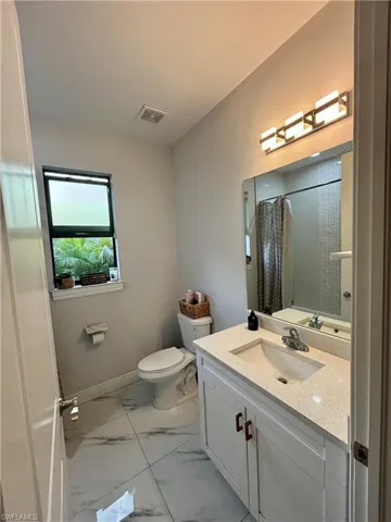 2565  60th NE AVE, Naples, FL 34120