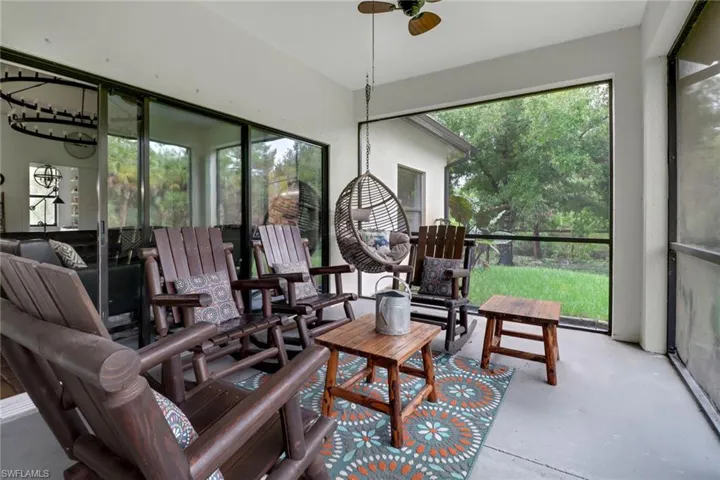 Sunroom with ceiling fan