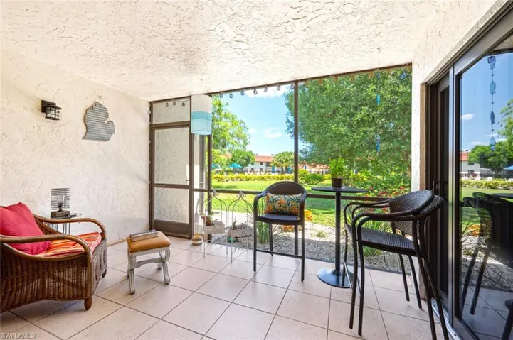 4963 Pepper Cir # 105, Naples Fl 34113