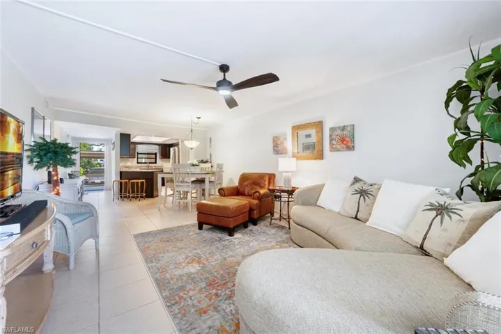 4963 Pepper Cir # 105, Naples Fl 34113