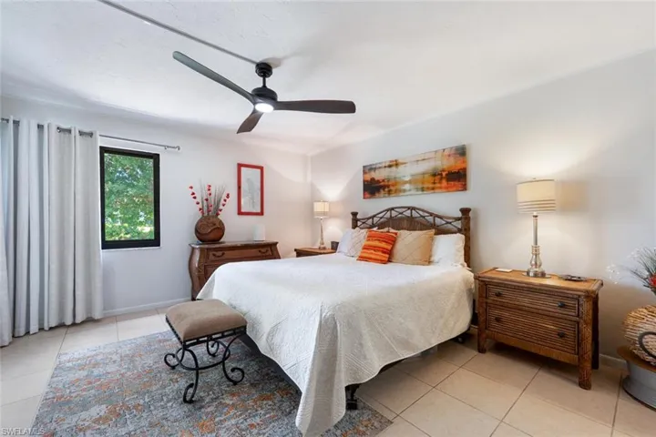 4963 Pepper Cir # 105, Naples Fl 34113