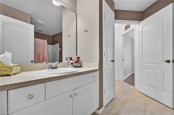 249 Nw 29th Pl, Cape Coral, Florida 33993