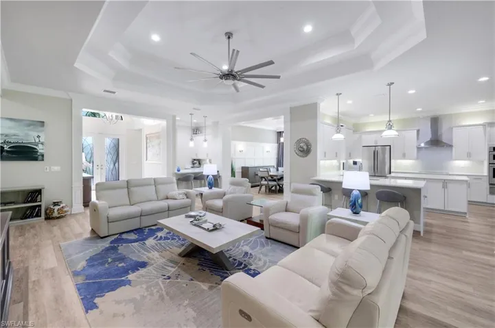 3927 Torrens Ct, Naples, Florida 34119