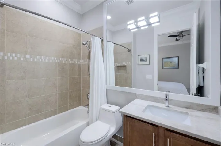 3927 Torrens Ct, Naples, Florida 34119