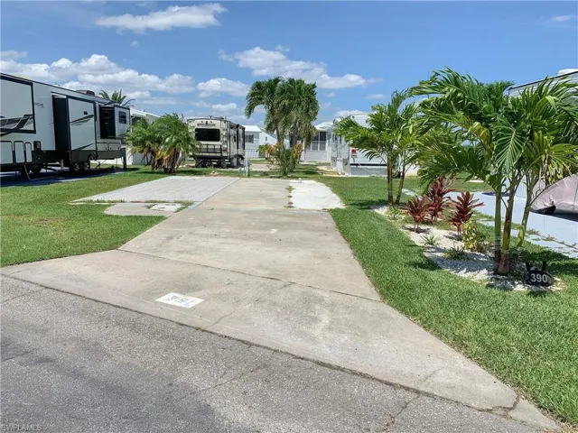 Front of Lot