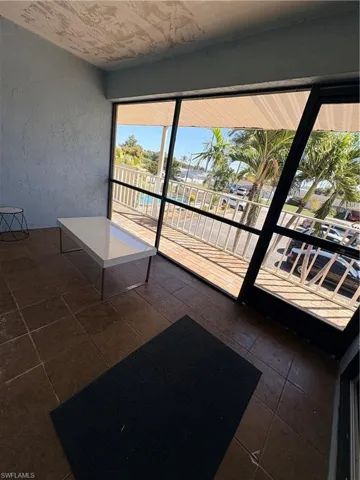 2510 SE 16th  PL, Cape Coral, FL 33904