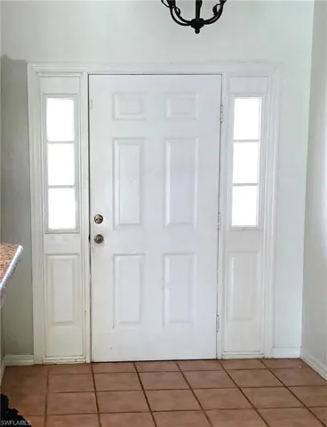 Enterior Front Door