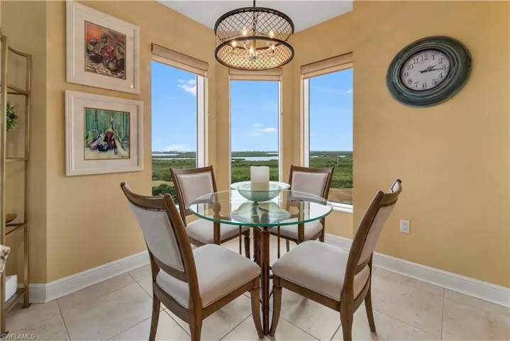 1060  Borghese  LN, Naples, FL 34114