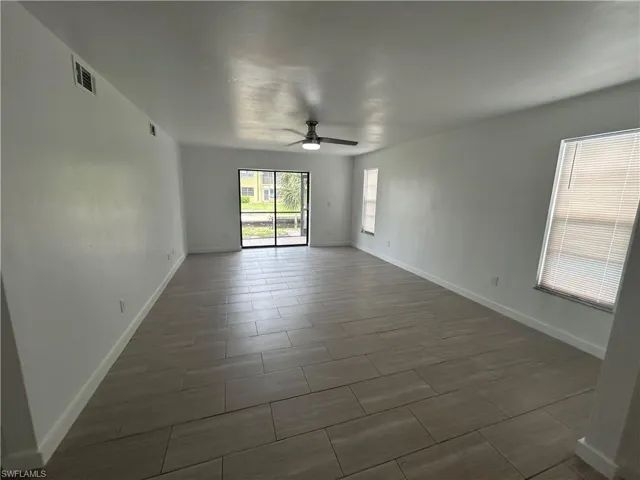 4712 Se 5th Pl 102, Cape Coral, Florida 33904