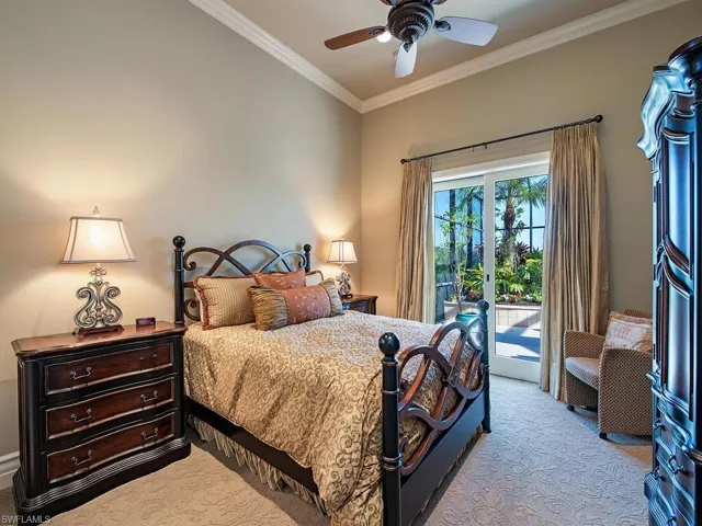 Guest bedroom #2 with access to the lanai