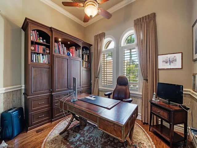 Office/den