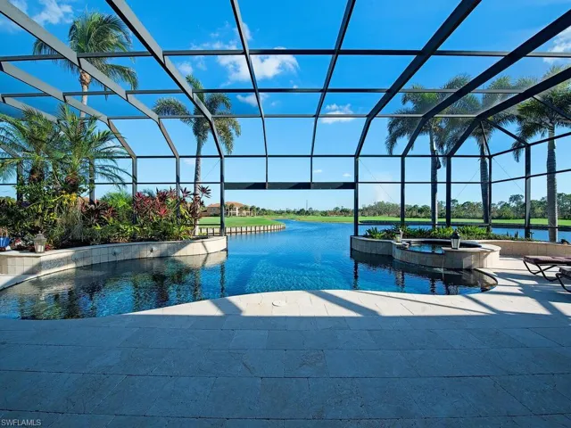 Glorious, expansive views from the lanai...........