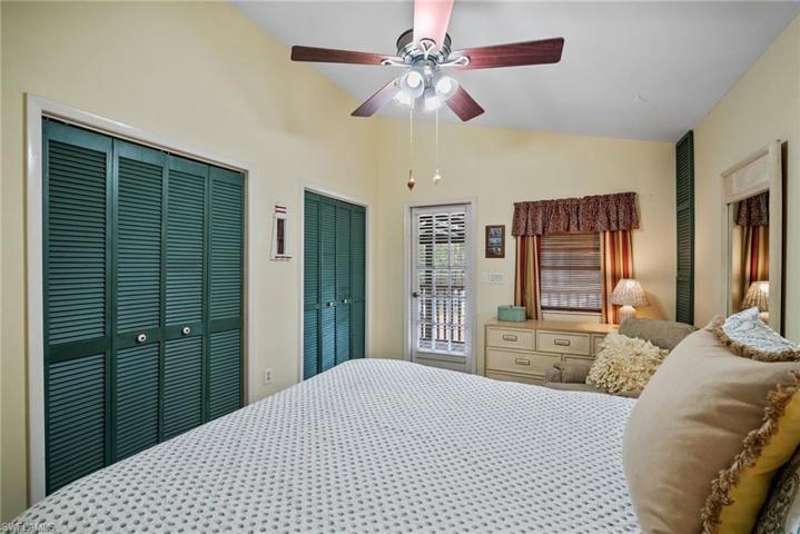 97  Shores  AVE, Naples, FL 34110