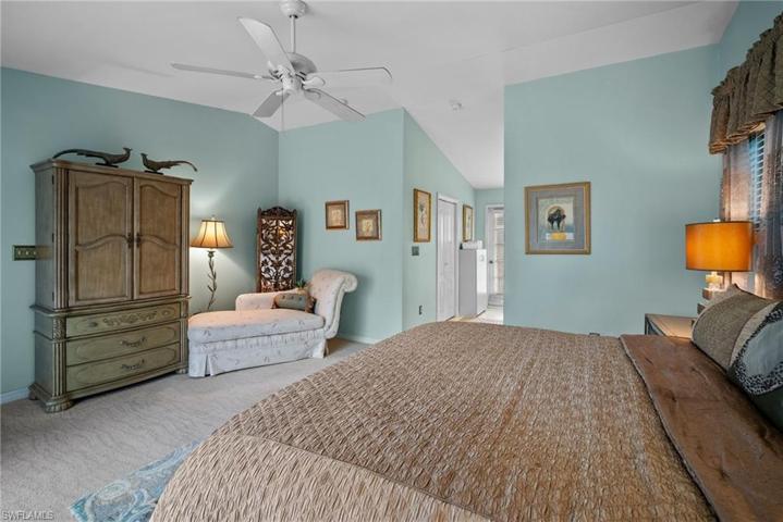 97  Shores  AVE, Naples, FL 34110
