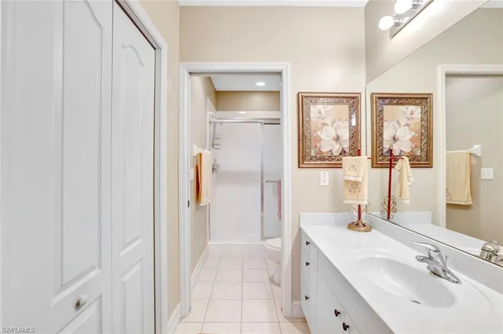 7835  Regal Heron  CIR, Naples, FL 34104