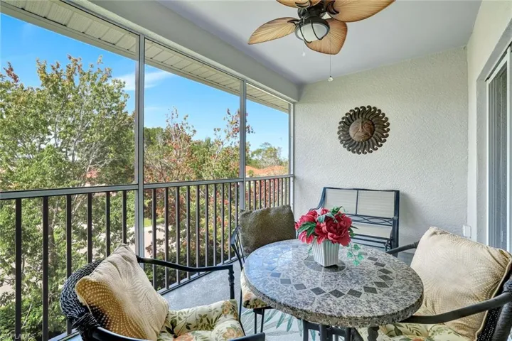 7835  Regal Heron  CIR, Naples, FL 34104