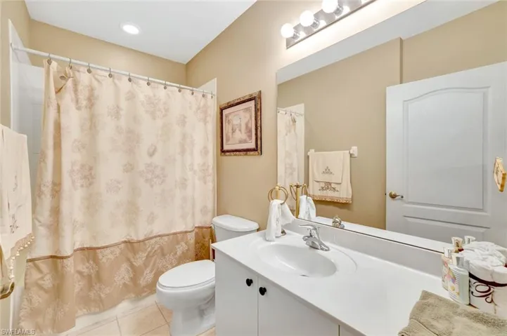 7835  Regal Heron  CIR, Naples, FL 34104