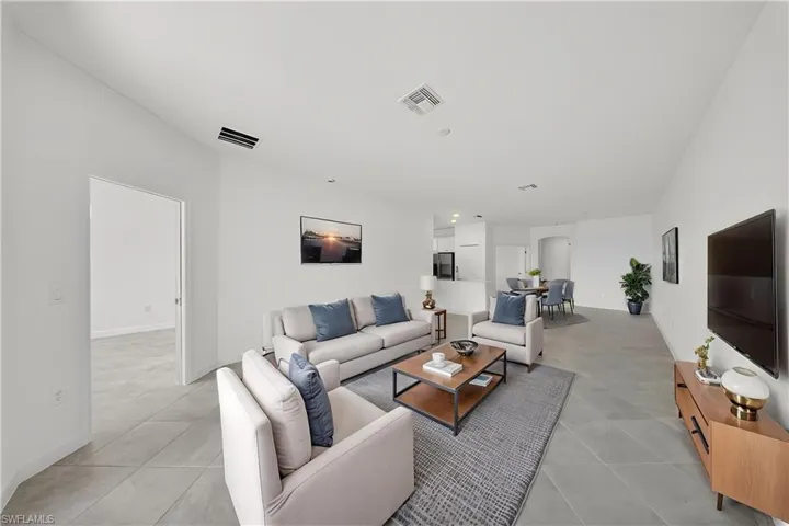 20559 Hazelnut Ct S, Lehigh Acres, Florida 33976