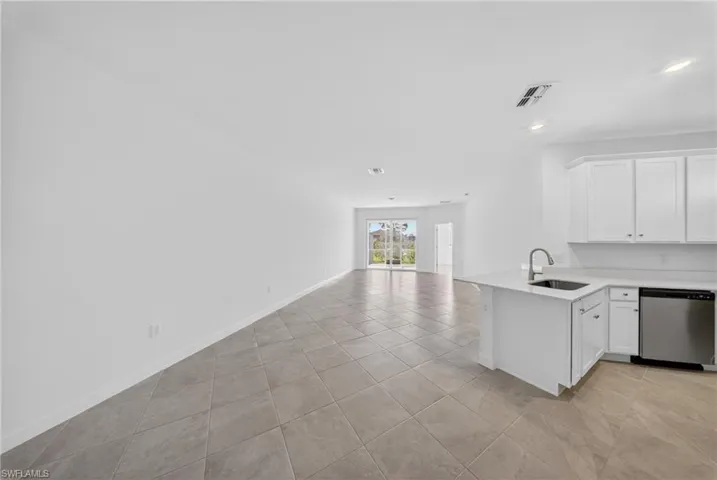 20559 Hazelnut Ct S, Lehigh Acres, Florida 33976