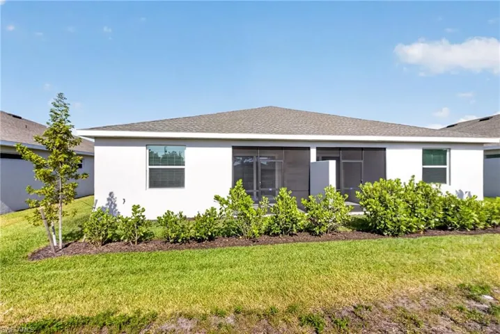 20559 Hazelnut Ct S, Lehigh Acres, Florida 33976
