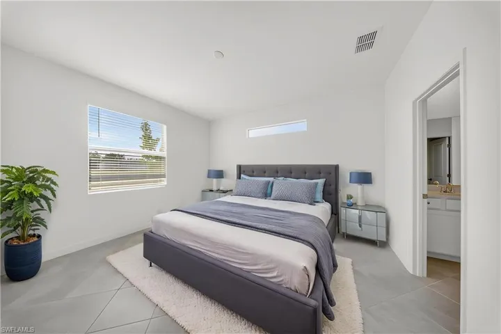 20559 Hazelnut Ct S, Lehigh Acres, Florida 33976