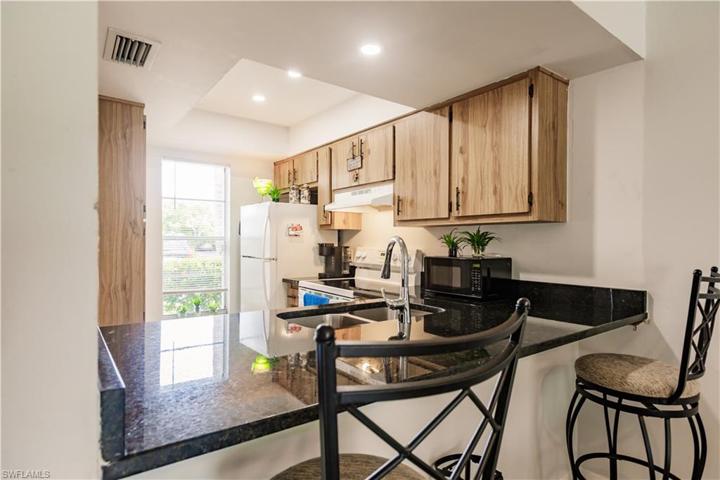 4641 SW Santa Barbara PL #4