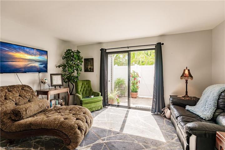 4641 SW Santa Barbara PL #4