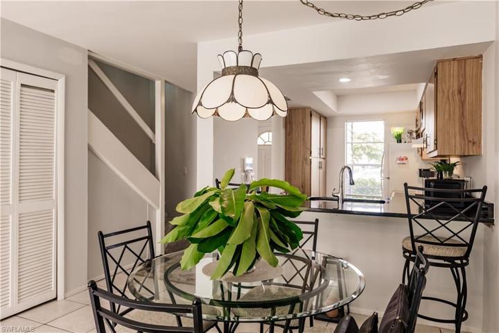 4641 SW Santa Barbara PL #4