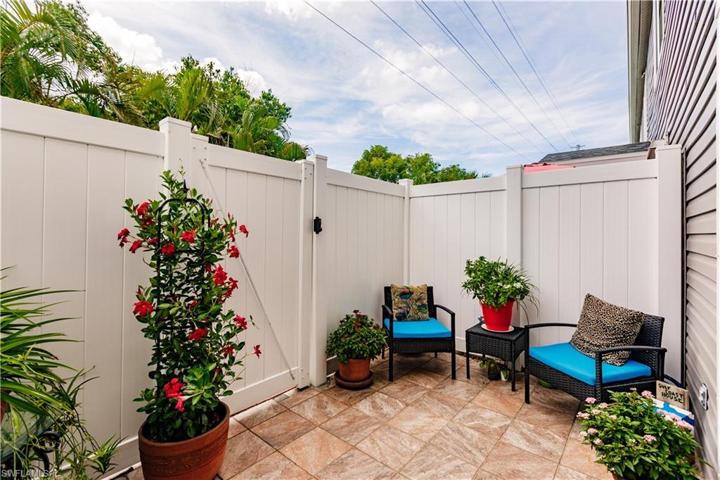4641 SW Santa Barbara PL #4