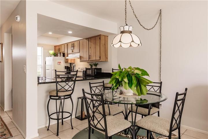 4641 SW Santa Barbara PL #4