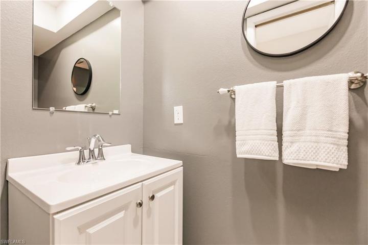 4641 SW Santa Barbara PL #4