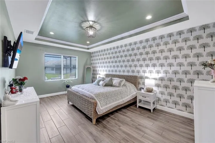 Large Primary Bedroom