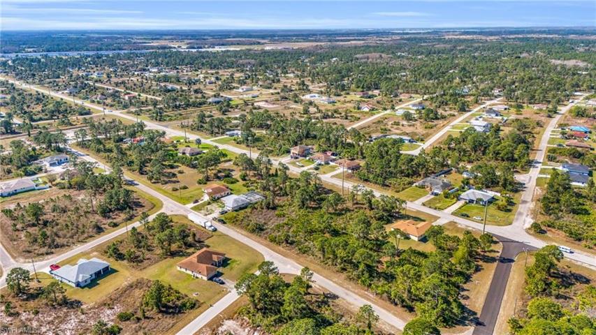 847  Bell S BLVD, LEHIGH ACRES, FL 33974